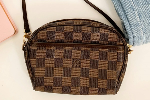 ルイヴィトンバッグ